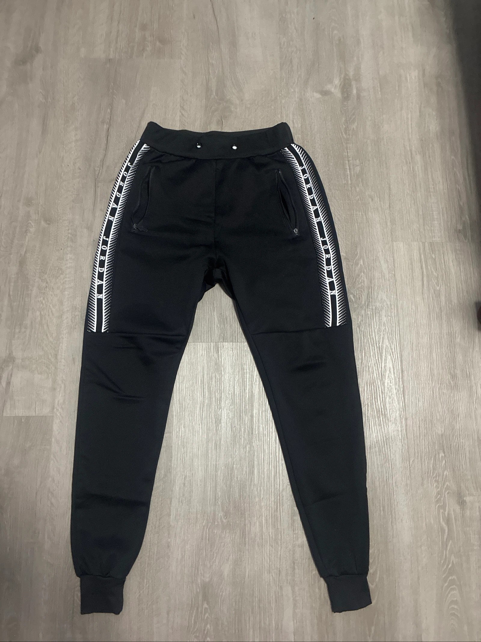 Pantalón largo chandal talla S 